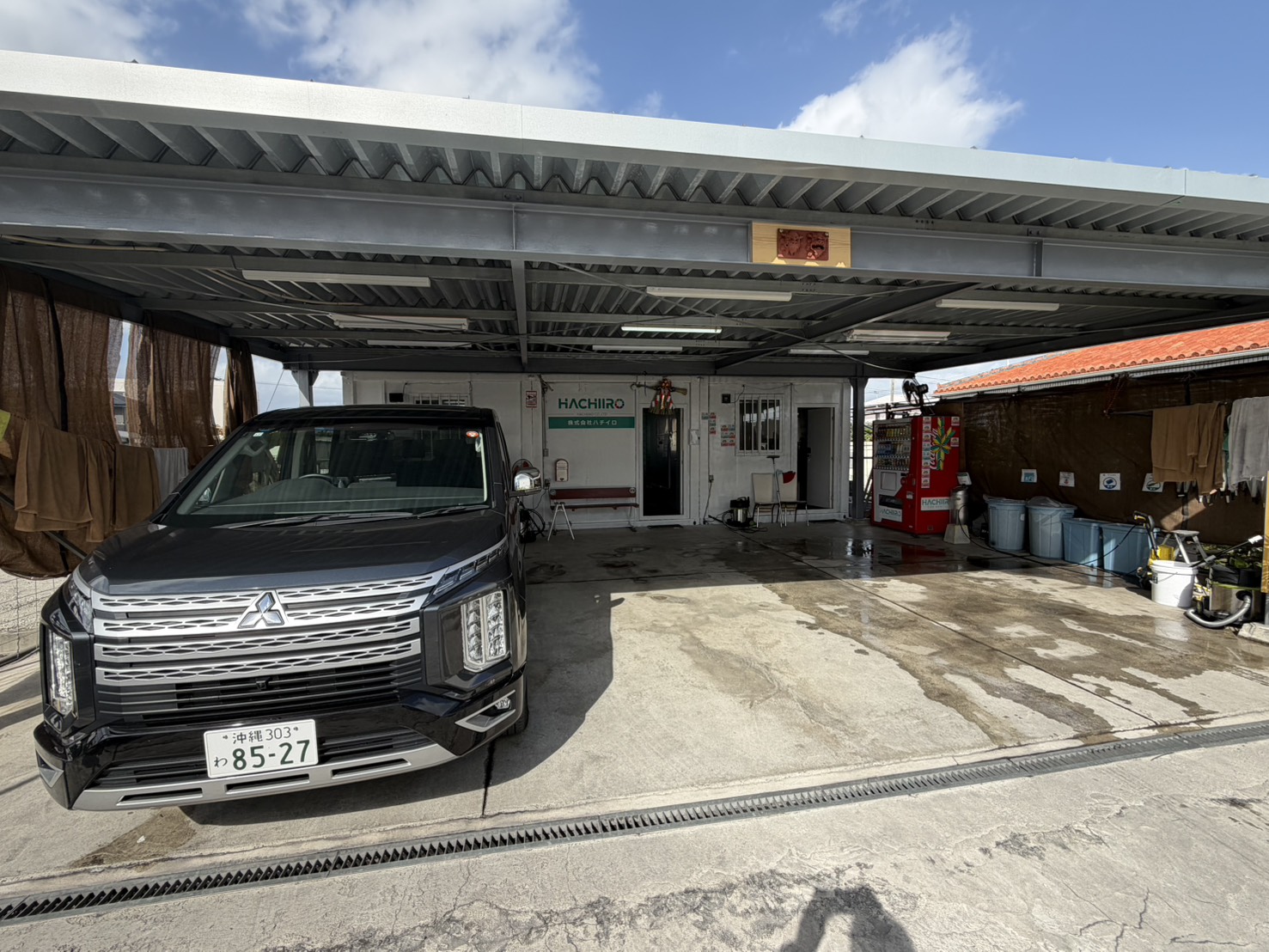 Hachiiro rent-a-car