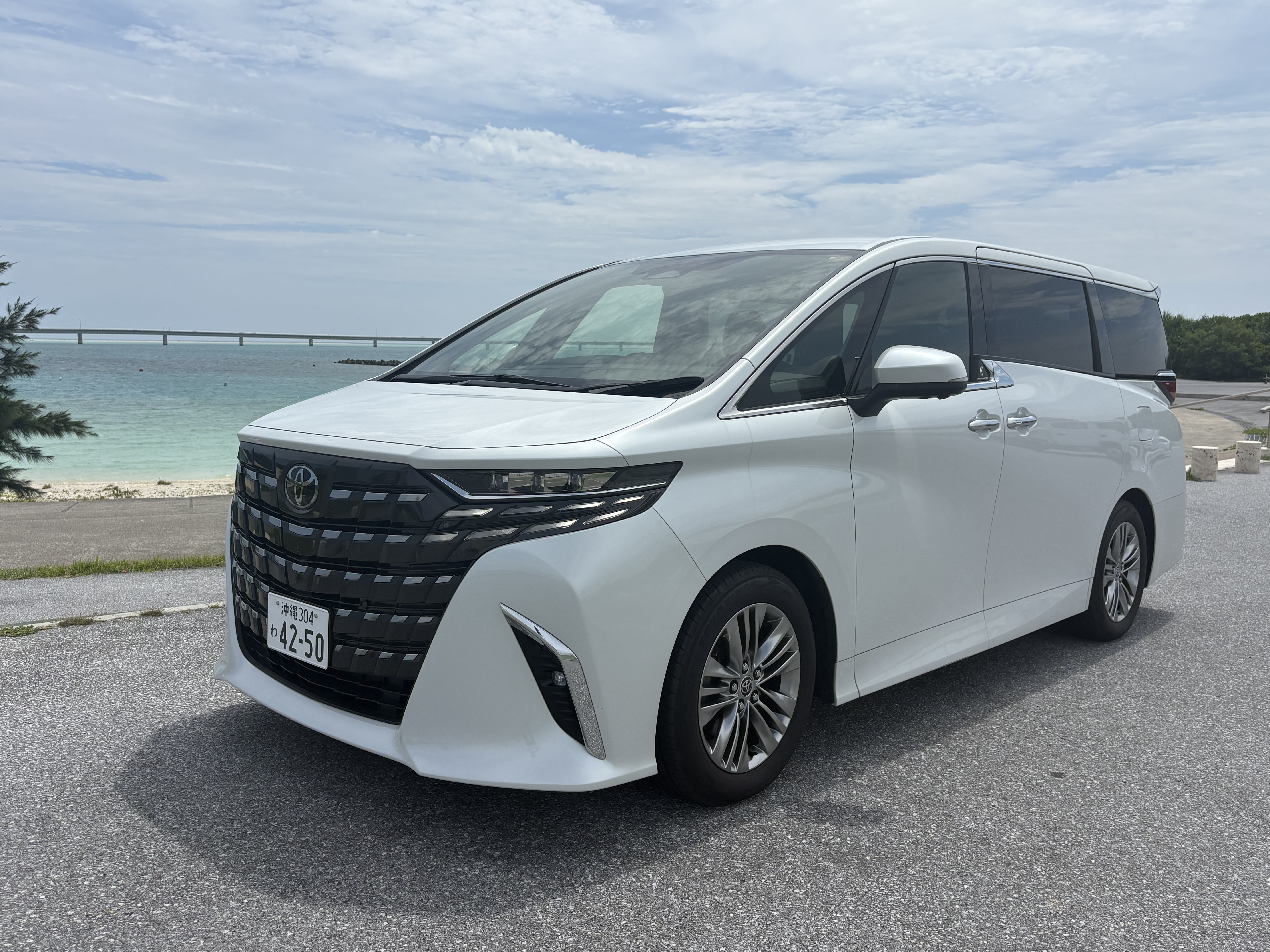 【Latest Model】2024 Toyota Alphard 40 Series （Seating Capacity: 7 Passengers）