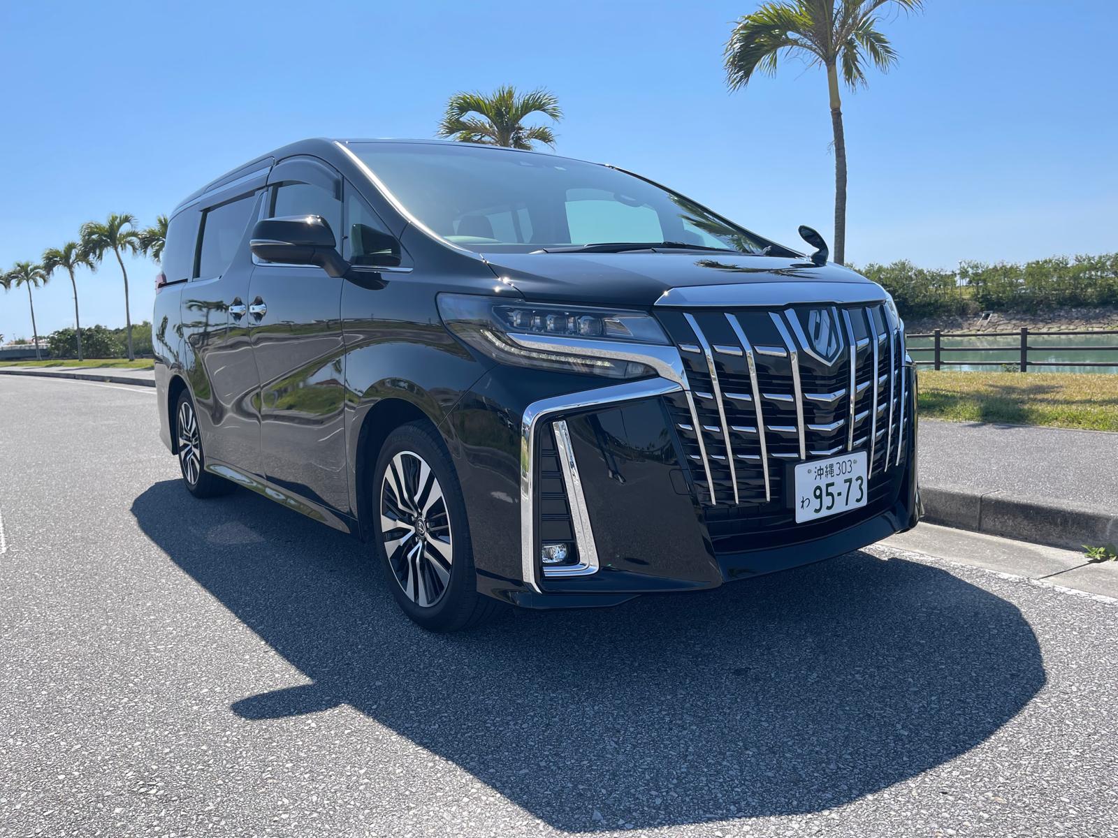 [Free Shuttle Service Included] Enjoy a Comfortable Okinawa Golf Trip! Alphard SC – Seats up to 7 Passengers, Equipped with Rear Seat Monitor
