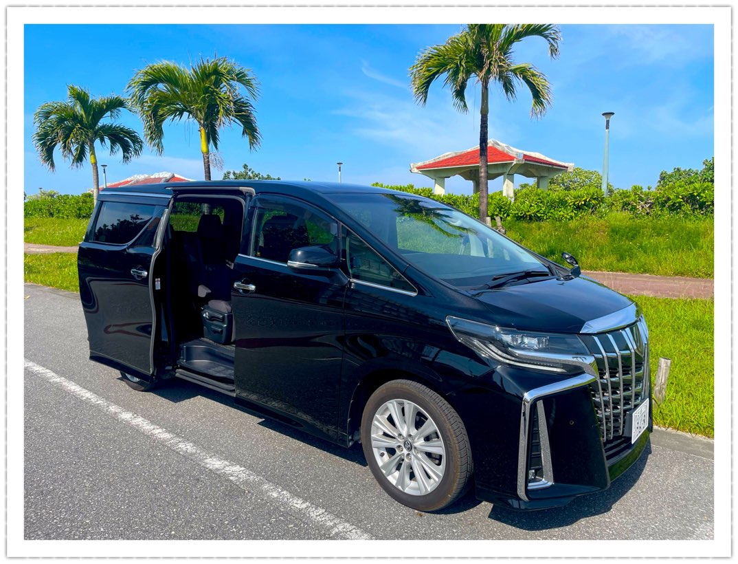 7-Seater Alphard – Equipped with  Large Navigation Screen, Back Camera, Bluetooth, and Rear Seat Monitor. Includes Pick-up & Drop-off Service Plan.