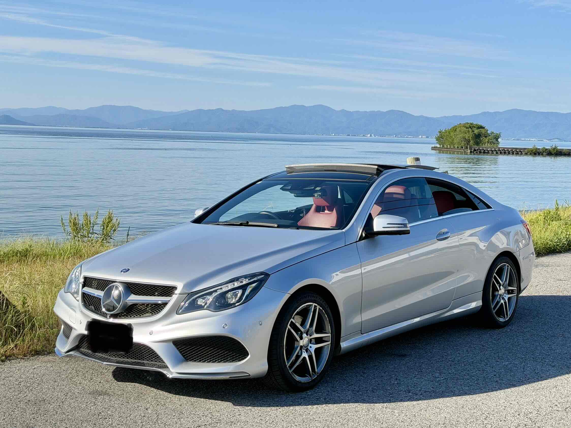 Mercedes-Benz E-Class Coupe with sunroof - 50% OFF! Even better deals for longer stays!