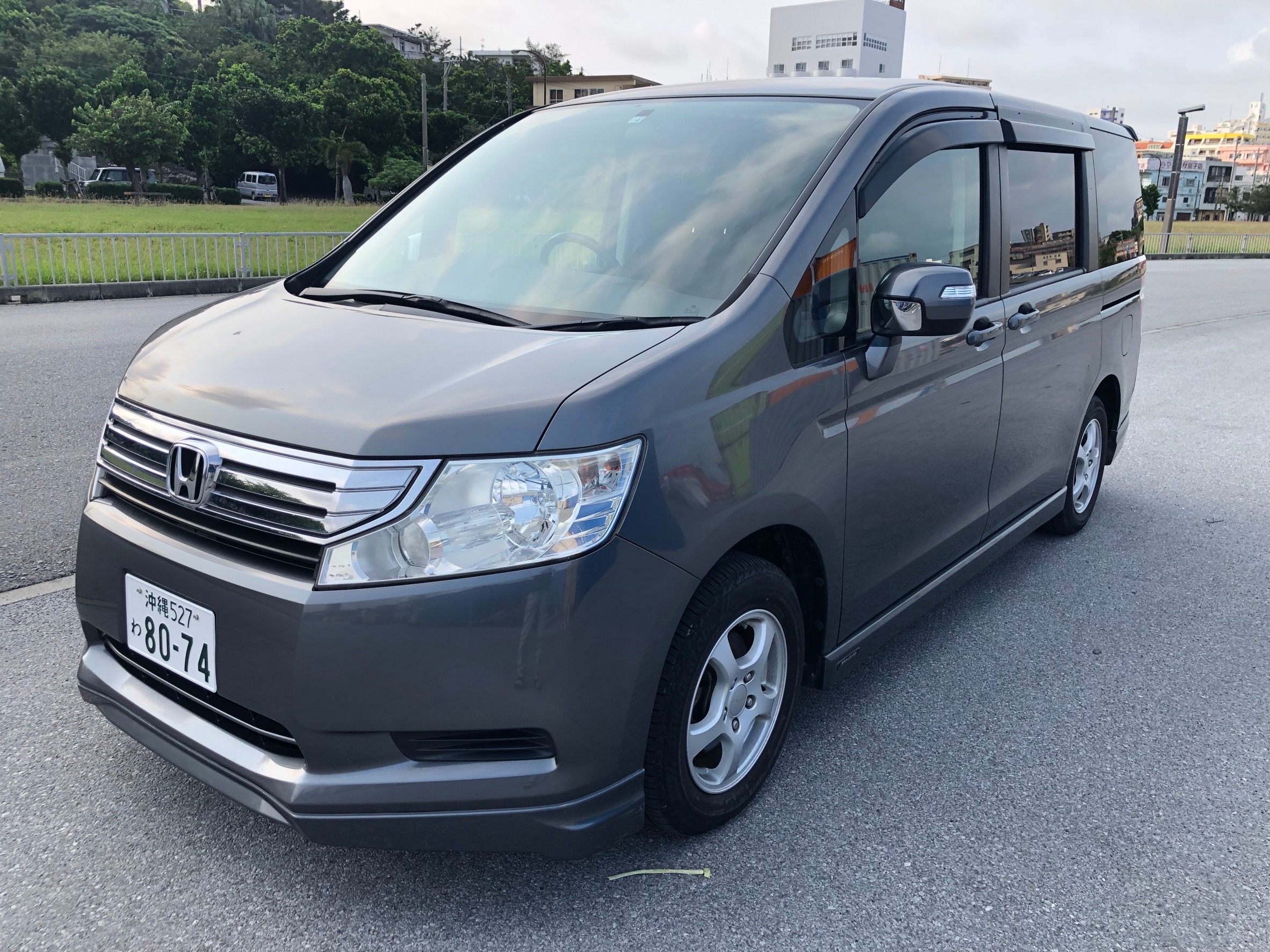 [Free airport transfer!] 8 seater step wagon